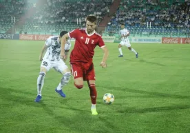 Superliga. "Metallurg" o‘z maydonida "Navbahor"ni mag‘lub etdi фото