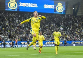 How was Otabek Shukurov's performance against Ronaldo evaluated? фото