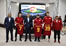 “Nasaf” yangi futbolchilarni tanishtirdi фото