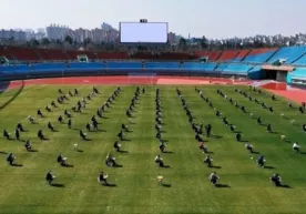 Абитуриентларга ручка, сув, антисептик воситалар, қўлқоп, ниқоб ва бош кийим бепул берилади фото
