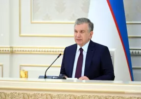 «Ҳоким ёрдамчилари кредит, субсидия, ер олиб бераман, деб тамагирлик қилаётгани жуда ачинарли ҳолат» — Президент фото