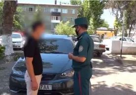 Интернетда видеоси тарқалган тонировка ва мигалкали Gentra жарима майдонига қўйилди (видео) фото