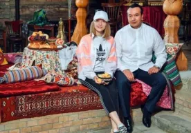 Ие, Озодбек Назарбековнинг ёнидаги қиз ким бўлди? фото