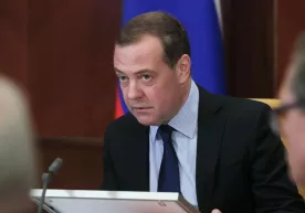 Medvedev: “Germaniya Rossiya bilan urushga tayyorlanmoqda” фото