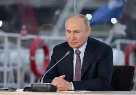 Владимир Путин: Трамп быстро «наведет порядок» среди европейской элиты фото