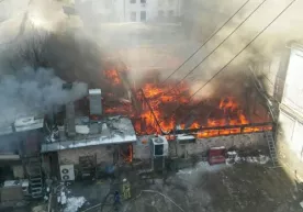Toshkentdagi «Manas» restorani yonib ketdi (foto) фото