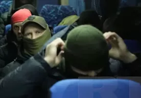 «Вагнер» таркибидаги юздан ортиқ афв этилган маҳбуслар ҳарбий операция зонасидан қайтиб келди (видео) фото