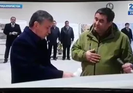 Шавкат Мирзиёев Германияда 11 йил ишлаб Қорақалпоғистонга қайтган докторга Каптива совға қилди фото