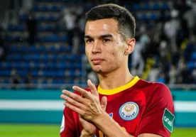 Akmal Mozgovoy Superliga-2024ning eng yaxshi futbolchisi deb topildi фото