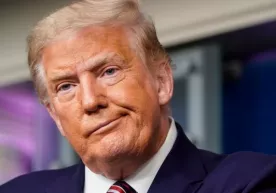 Трамп агар сайловда ғалаба қозонса, АҚШ жанубий чегарасини “муҳрлашга” ваъда берди фото