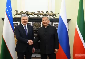Shavkat Mirziyoyev Tatariston raisi bilan muzokara o‘tkazdi фото