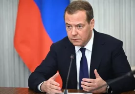 Медведев Қозоғистонни русларга нисбатан геноцидда айблади ва СССР қайта тикланишини маълум қилди фото