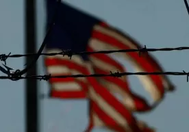 Бостон судидан муҳожирларга муҳим ҳимоя: Трамп маъмуриятининг депортация режаси рад этилди фото