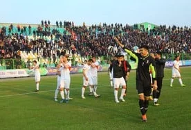Superliga 2-tur. “Navbahor” super gollari evaziga AGMKdan g‘alabani ilib ketdi (video) фото
