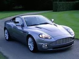 Darren Bent 230 ming funtga «Aston Martin» xarid qildi фото
