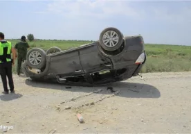 Сардобада Captiva’ни ҳужжатсиз ҳайдаб кетган 18 ёшли қиз ЙТҲга учраб ҳалок бўлди фото