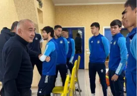 Ортиқхўжаев "Пахтакор" футболчиларига: "Ҳеч қачон майдонда ўзингизни хафа қилдирманг!" фото