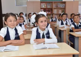 Umumiy o‘rta ta’lim maktablarida dars soatlari kamaytirilishi mumkin фото