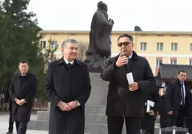 Shavkat Mirziyoyev Samarqanddagi Konfutsiy maydonini ko‘zdan kechirdi (foto) фото