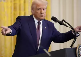 Трамп: Хитойга рекорд даражадаги импорт божлари жорий қилдим фото