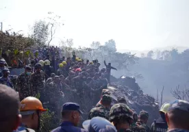 Ҳимолайда йўловчи самолёти қулади. Ўнлаб кишилар ҳалок бўлди (видео) фото