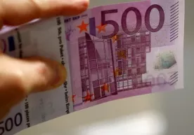 «Asakabank» ATBga topshirilgan 29.000 yevro qalbaki bo‘lib chiqdi фото