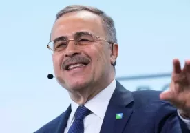 Saudi Aramco rahbari yashil energetikaga o‘tish xayolidan voz kechishga chaqirdi фото