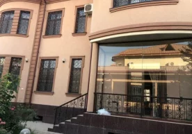 Тошкентдаги ҳовли МИБ томонидан 10 млрд сўмга аукционга қўйилди фото