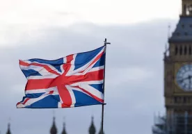 Buyuk Britaniya muhojirlar borasida talablarni kuchaytiradi фото