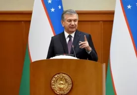 Shavkat Mirziyoyev senatorlardan to‘ylar masalasiga alohida e’tibor qaratishni so‘radi фото
