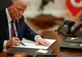 Окружной суд Сиэтла заблокировал указ Трампа о гражданстве по рождению фото