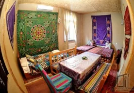 Milliy va zamonaviy qiyofadagi mehmonxona фото