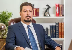 Ukrainada Oliy sud rahbari qo‘lga olindi фото
