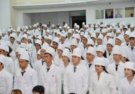 Ўзбекистонда барча йўналишдаги шифокорлар COVID-19'дан даволашга ўқитилади фото