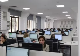 Keyingi o‘quv yilidan boshlab o‘qituvchilaridan V2 darajadagi sertifikat so‘raladi фото