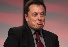 Лукашенко Илон Маск Tesla совға қилди деб мақтанганди. Маскнинг эса бундан хабари йўқ фото