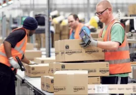 Amazon kompaniyasida robotlar sekin ishlagan xodimlarni ishdan bo‘shatmoqda фото