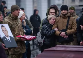 Zelenskiy urush boshlanganidan beri qancha ukrainalik harbiy halok bo‘lganini aytdi фото