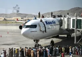 AQSH harbiy transport samolyoti Kobuldan 640 qochqinni bitta reysda evakuatsiya qildi фото