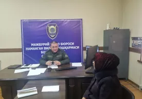 Фуқаролар мурожаатларига сайёр қабулда ечим топилмоқда фото