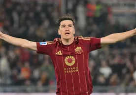 Eldor Şomurodov, Roma'yla sözleşmesini uzatmak istiyor - İçeriden haber! фото
