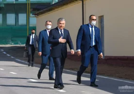Шавкат Мирзиёев муфтий Усмонхон Алимовнинг оила аъзоларига ҳамдардлик билдирди фото