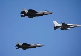 AQSH Ukrainaga F-16 qiruvchi samolyotlari yetkazib berishni ma’qulladi фото