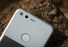 Google Pixel фойдаланувчилари смартфон қотишидан шикоят қилишмоқда фото