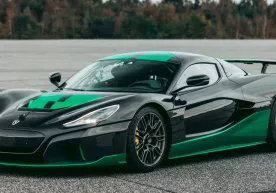 Soatiga 275 km tezlikda ortga harakatlangan Rimac Nevera giperkari dunyo rekordini o‘rnatdi фото