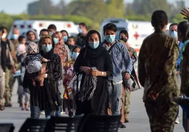 Britaniya Afg‘oniston bilan qo‘shni davlatlarga qochqinlarga yordam berish uchun 40 mln dollar ajratmoqchi фото