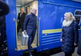 Германиядаги мухолифат канцлернинг Киевга ташрифини танқид қилди фото