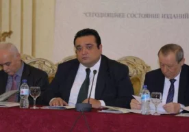 Laziz Tangriyev: "Oqqo‘rg‘ondagi ariqqa tushgan olti nafar fermer haqida bironta ham gazeta yozmagan" фото