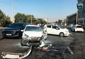 Яккасарой туманида 4 та машина иштирокида ЙТҲ содир бўлди фото