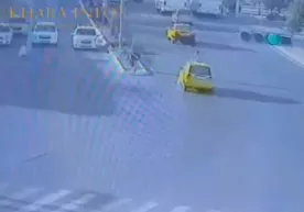 Buxoroda haydovchi piyodani urib yuborgani videoga tushib qoldi (18+) фото